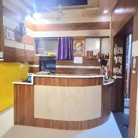 Hotel Jay Bhawani Ahmedabad Eksteriør bilde